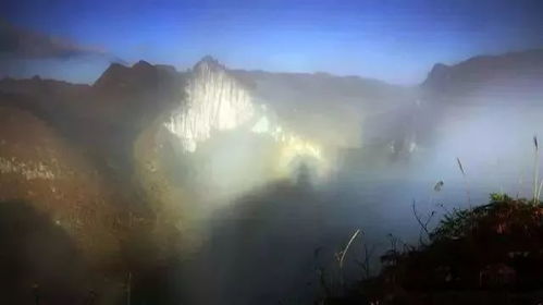 平顶山,云海之上的天空,总是藏着惊喜 平顶山,云海之上的天空,总是藏着惊喜